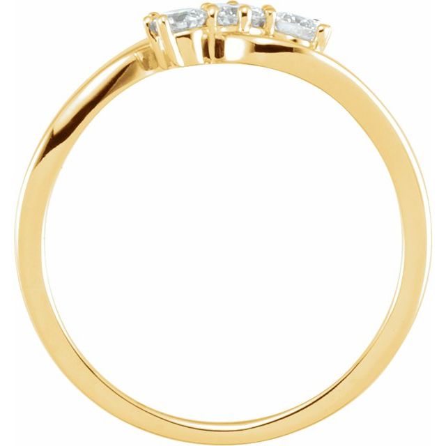 14k-yellow-1/2-ctw-lab-grown-diamond-three-stone-ring