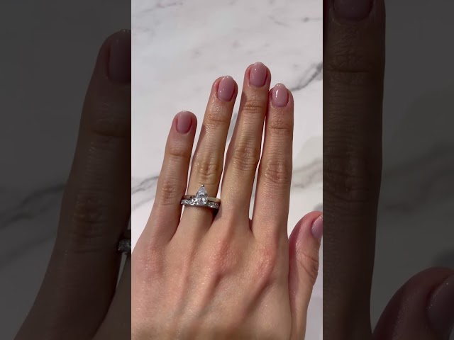 14k-yellow-gold-1/2-ctw-lab-grown-diamond-anniversary-band